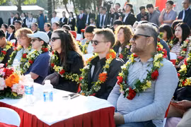 2026年元旦期间世界自然遗产丰芽-格邦国家公园接待的国际游客。图自越通社