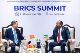 越南政府总理黎明兴会见埃塞俄比亚总理阿比·艾哈迈德·阿里。图自越通社