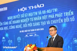 越共中央委员、《人民报》社总编辑黎国明发表讲话。图自越通社