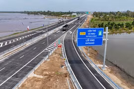 图为：芹苴—金瓯高速公路入口。图自越通社