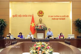 越南国会主席签发2027年国会常委会监督工作计划的决议