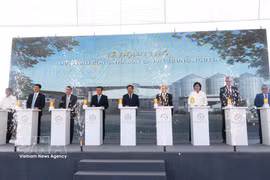 得乐省工业园区管理委员会与中原传奇集团（Trung Nguyên Legend）在得乐省新安产业集群共同举行中原传奇咖啡工厂系统项目开工及奠基仪式。图自越通社