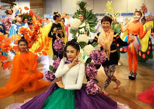 各类造型艺术让春节的气息更加浓厚（图片来源：vnexpress.net）