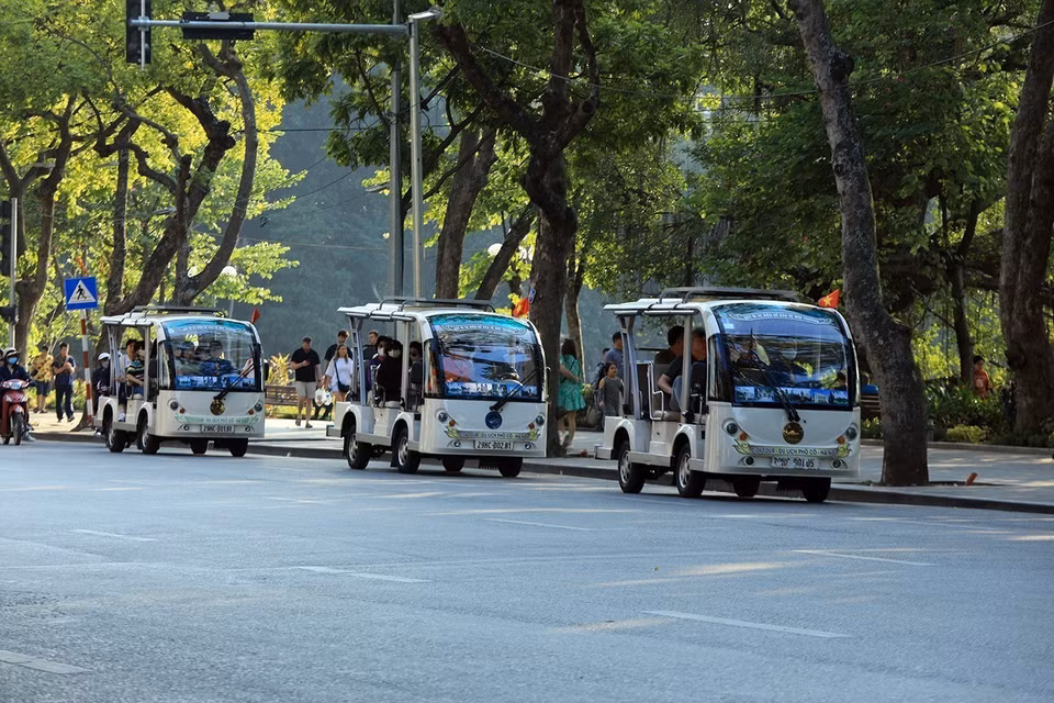 《交通绿色能源转型路线图》提出到2050年道路机动车100%实现电力化和绿色能源化。图自越通社