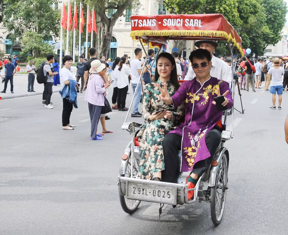 此次纪念活动吸引许多电影届知名人士及演员参加。越通社记者成达 摄