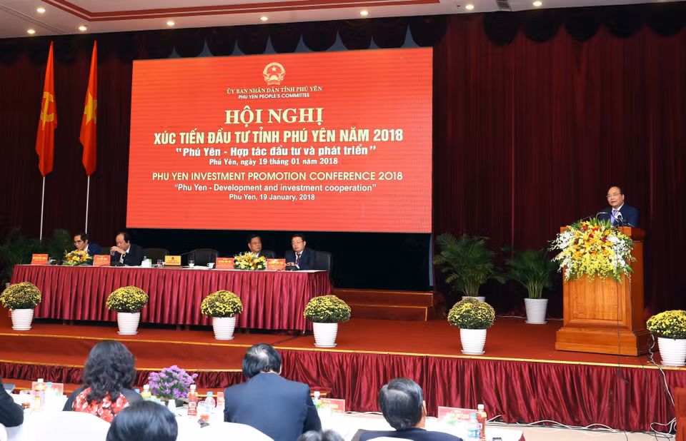 越南政府总理阮春福出席2018年富安省投资促进会。越通社记者 统一 摄