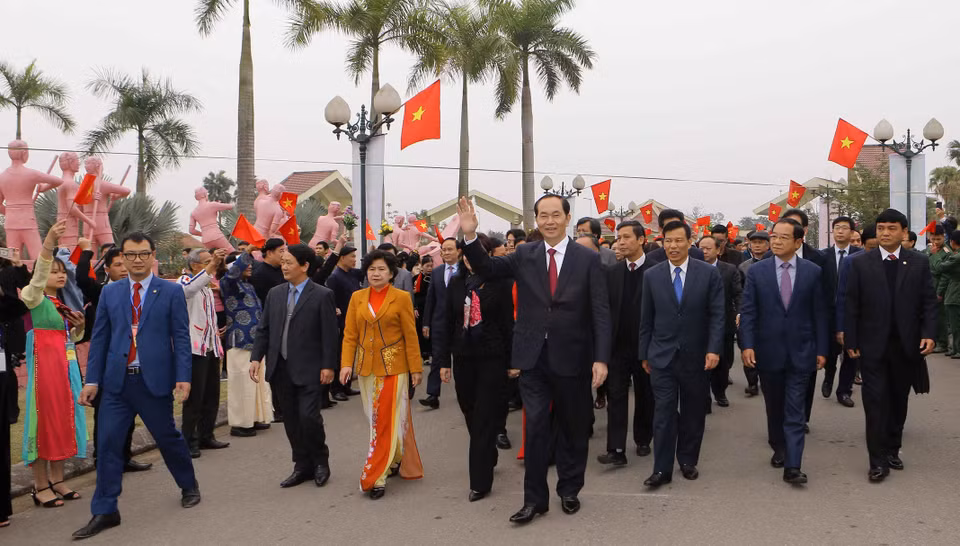 国家主席陈大光代表党、国家领导人出席2018戊戌年春节“祖国各地春色节”。越通社记者 尹晋 摄