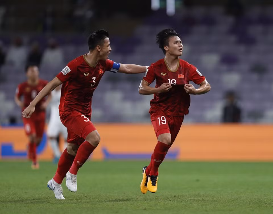 光海和玉海庆祝胜利。图自AFC