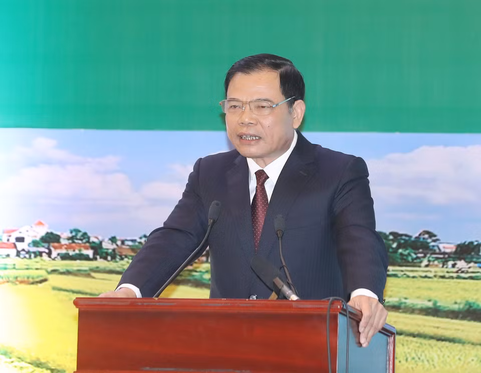 越南农业与农村发展部部长阮春强发表讲话。越通社记者 统一 摄