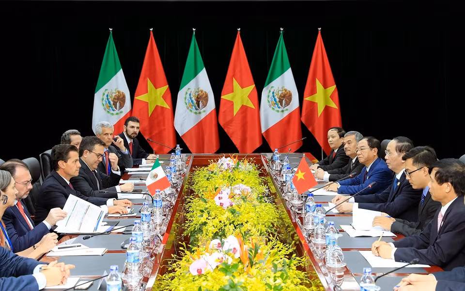 越南国家主席陈大光与墨西哥总统恩里克·培尼亚·涅托举行双边会晤（图片来源：越通社）