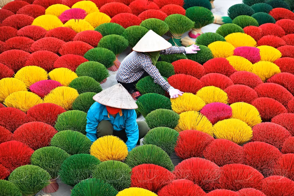 游览此地，人们很容易见到昔日北部平原乡村美景的印迹，也感受到其现代化的生活节奏。图自越通社