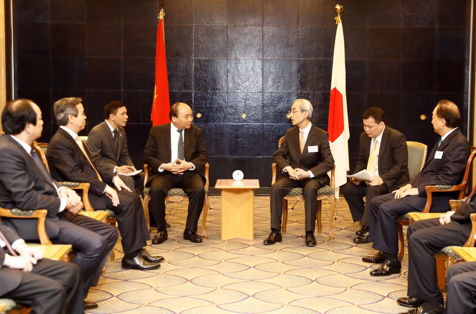 阮春福总理会见日本部分大型集团领导。（图片来源：越通社）