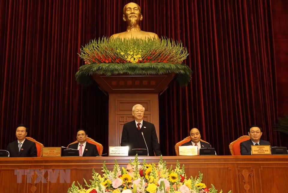 越共第十三届中央委员会总书记阮富仲在会上发言。图自越通社