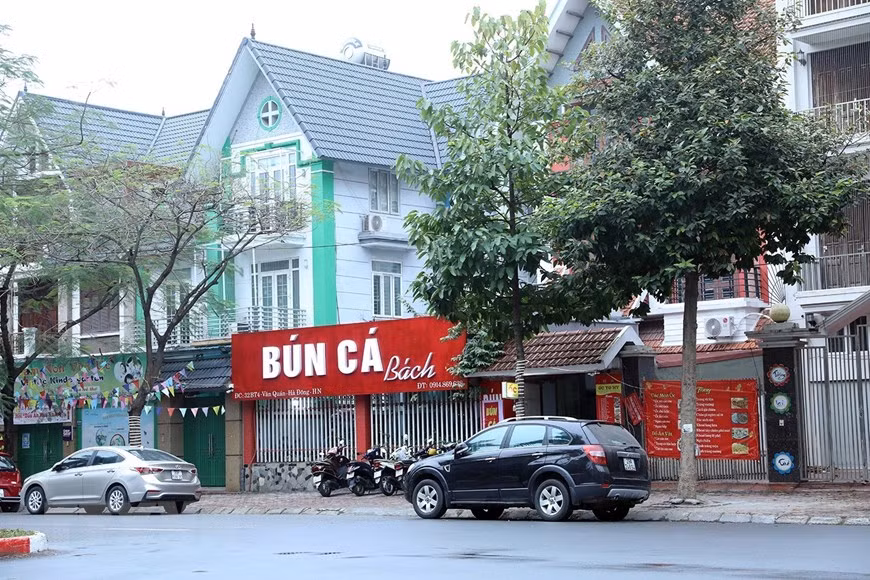 仍开门营业的商店将被行政处罚。图自越通社