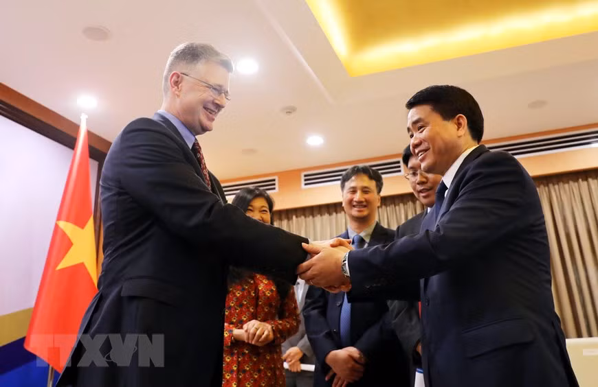 此批防疫物资价值不大但具有切实意义，体现河内市政府和人民同纽约政府携手应对疫情的精神。越通社记者林庆 摄。