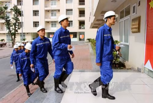  越南茂溪煤炭公司劳动者参加投票。