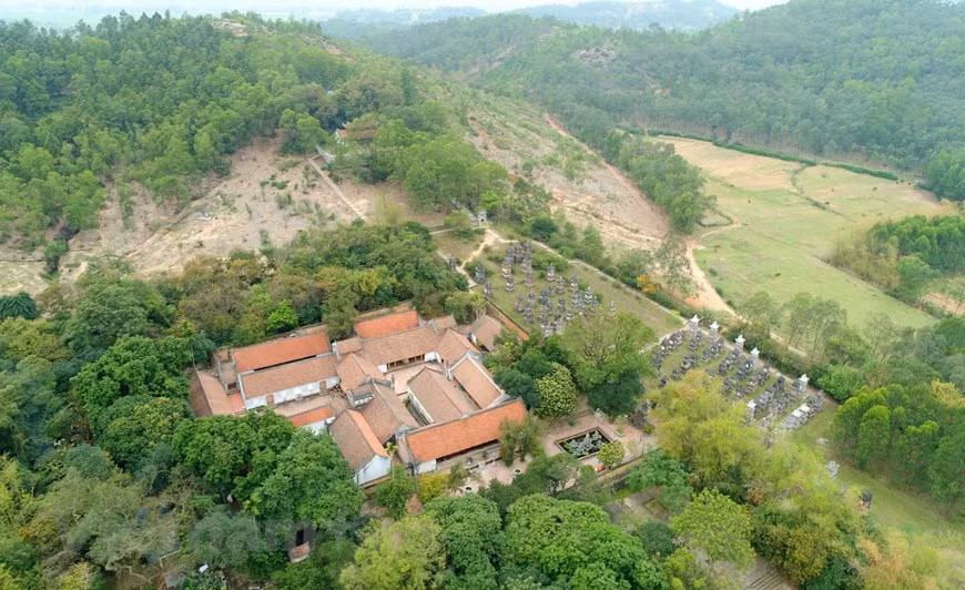 普陀寺是将越南古代传统建筑风格较为完好地保留下来的建筑工程之一。（图片来源：Vietnam+）