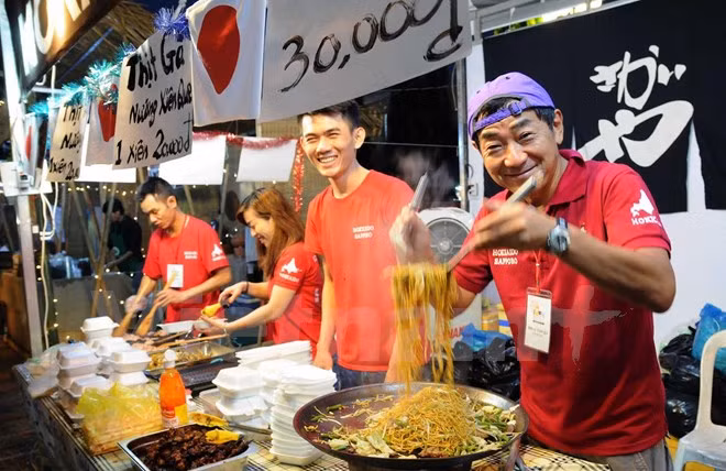 日本美食展位（图片来源：越通社）