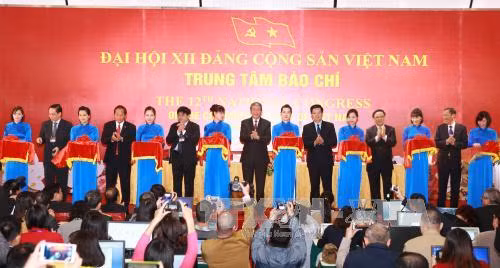 越共十二大新闻中心成立仪式在国家会议中心举行。（图片来源：越通社）