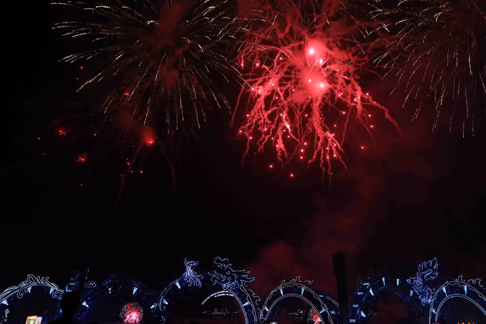 2018广宁-下龙国家旅游年--2018年下龙狂欢节开幕仪式。（图片来源：越通社）