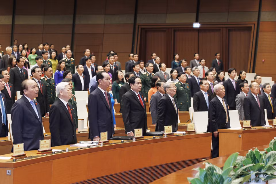 越共中央总书记阮富仲和越南党、国家领导出席闭幕式。（图片来源：越通社）