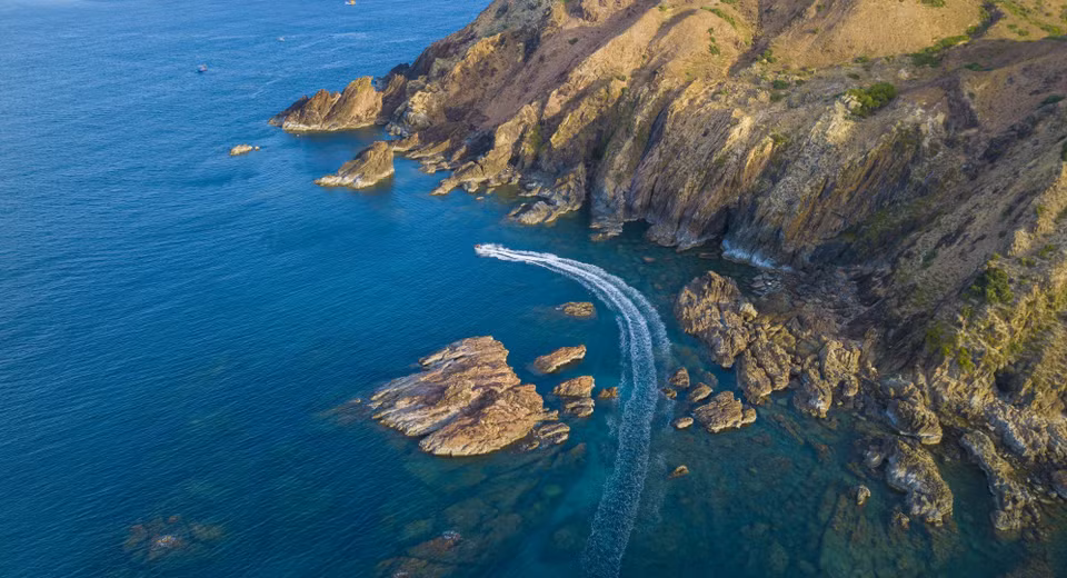 风峡是来归仁市旅游时游客不可错过的理想旅游目的地。图自越通社