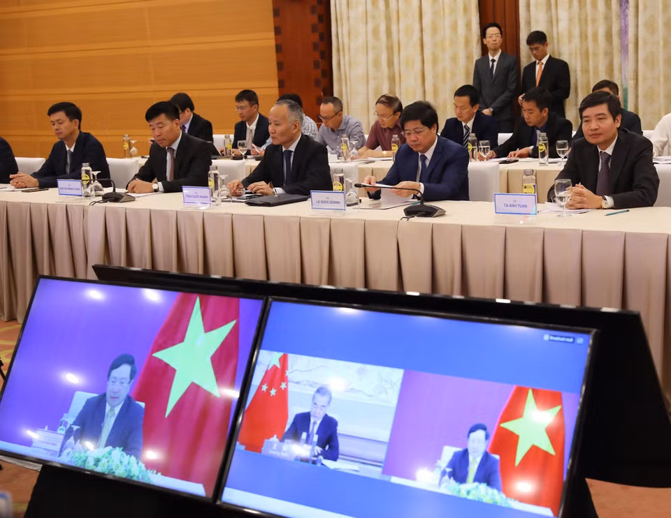 范平明副总理、各部委行业领导出席以视频形式举行的越中双边合作指导委员会第十二次会议。越通社记者 林庆 摄