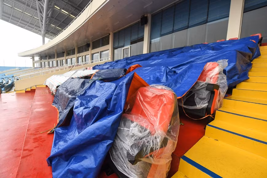 第三十一届东运会期间，美廷国家体育场用于举办东运会开幕式、闭幕式和田径、足球等一些重点赛项。所有准备工作都处于最后阶段，美廷运动场的工程修建现场因此较为混乱。施工单位正抓紧时间进行维修设备和修建完善基础设施，力争为第三十一届东运会做出充足的准备。图自Vietnam+