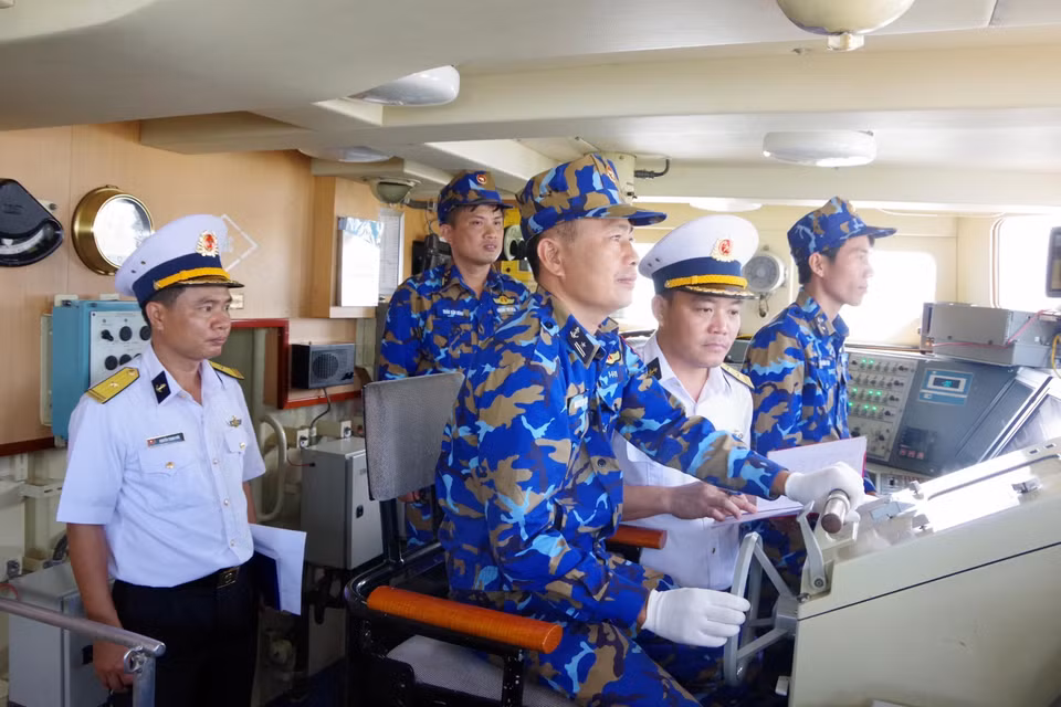 鉴于不同情境，该军旅可以独立作战，也可以同其他海军力量配合攻击和摧毁敌方水面舰艇。图自越通社