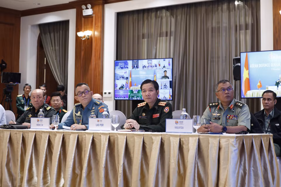 东盟各国国防武官出席会议。图片来源：越通社