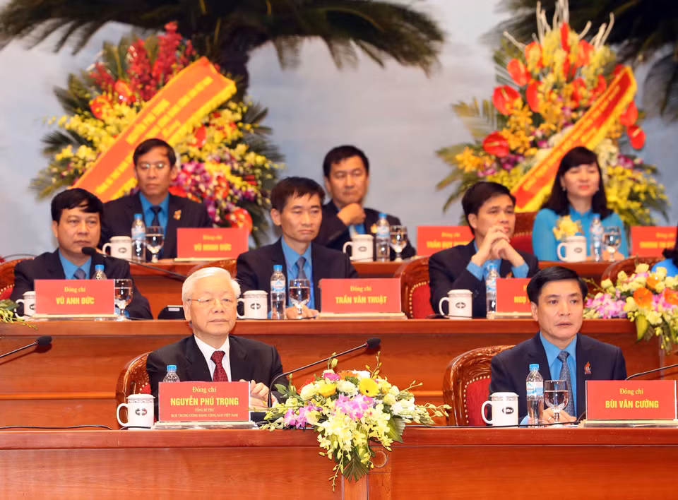 越共中央总书记阮富仲出席越南工会第十二届全国代表大会全体会议。图自越通社