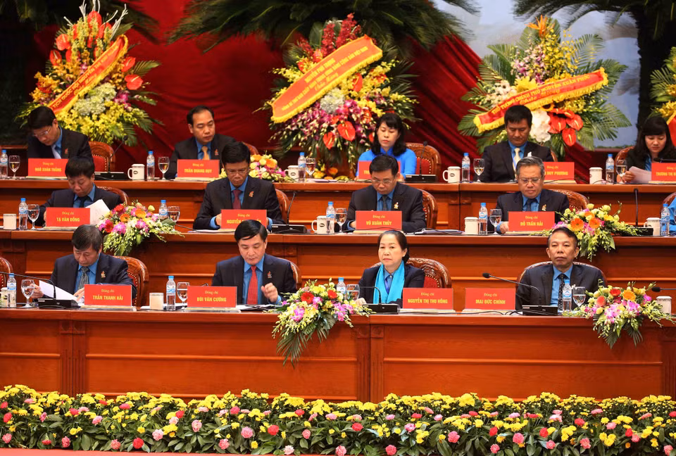 主持大会开幕式的代表。图自越通社