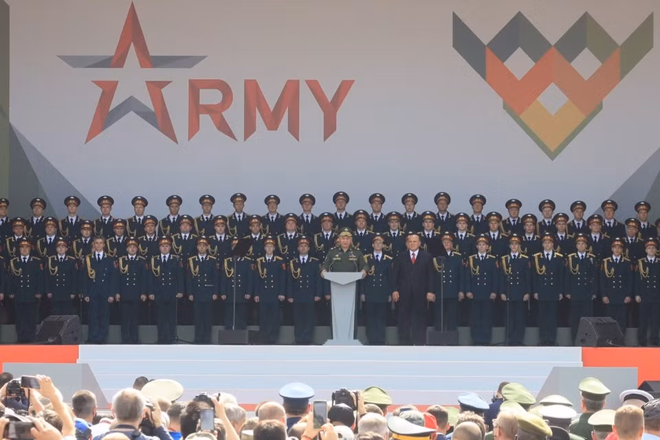 国际军事比赛多年来致力于加强各国军人间的友好关系，使其开放、坦诚地交流经验。图自 越通社