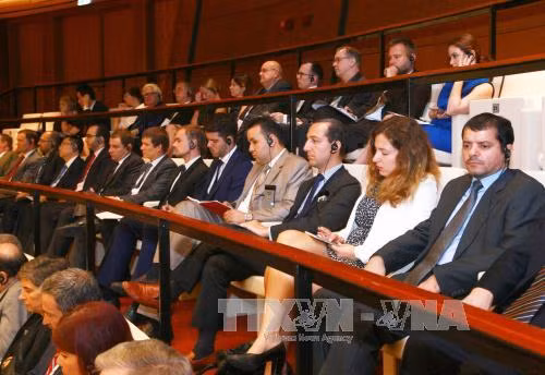 出席第十四届国会第一次会议的国际客人。（图片来源：越通社）