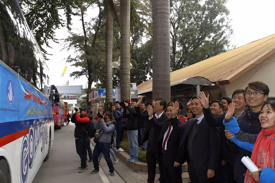 发车仪式现场。越通社记者 文​碟 摄