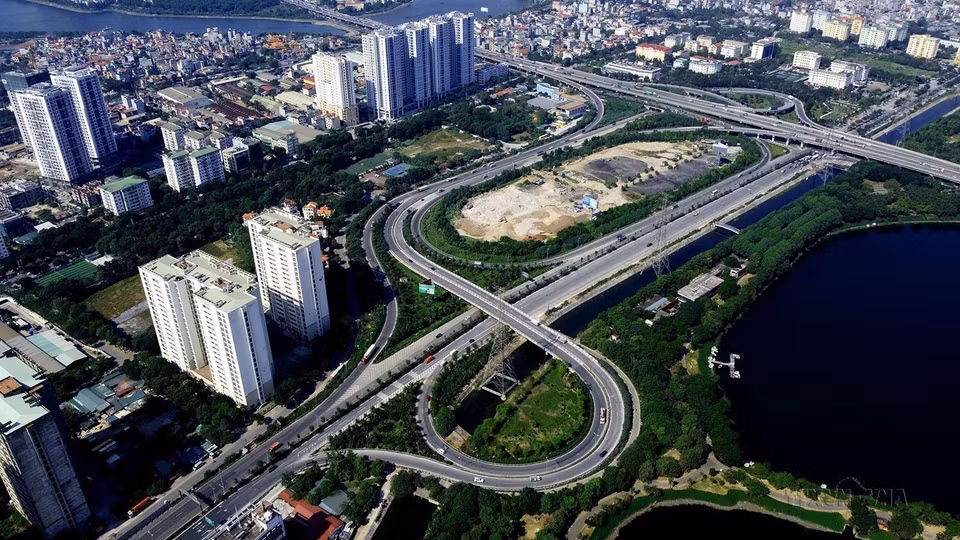连接法云-惹桥高速公路与三环路的道路项目全长3.4公里，投资总额达1.4亿美元。施工时间从现在至2025年竣工。图自越通社