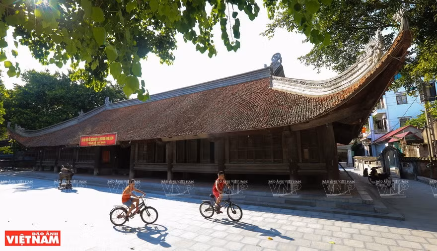 廷榜祠亭位于红河三角洲，沿着1A国道距首都河内以北约20公里。《越南画报》记者 越强 摄