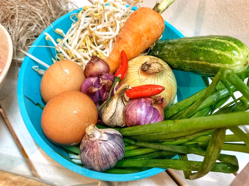 春卷的原料新鲜，而且颜色显眼。图片来源：Vietnam+