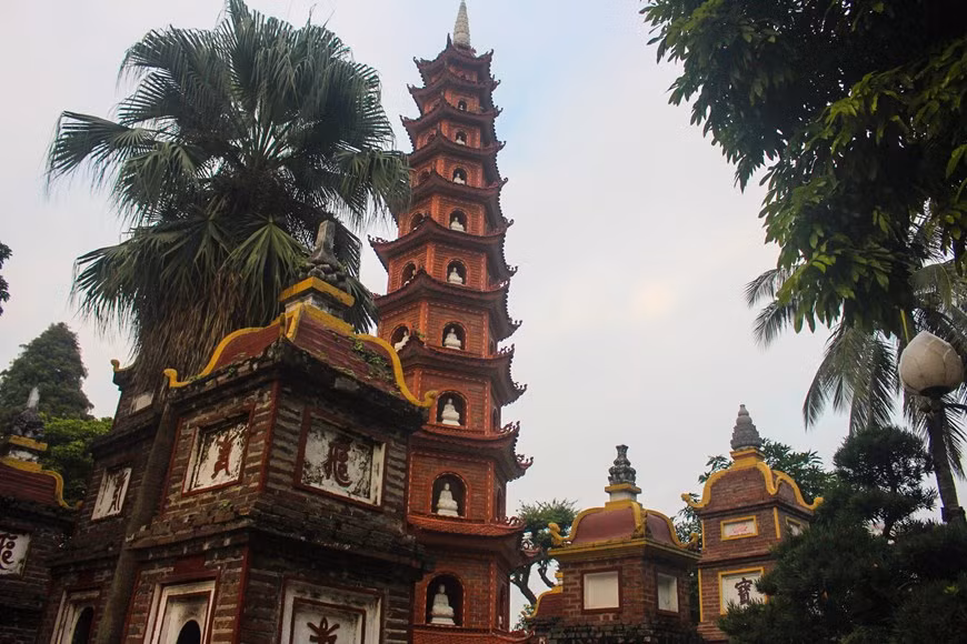 旅游网站《Wanderlust》最近已把镇国寺列入世界最美的十大古寺名单。图自Vietnam+