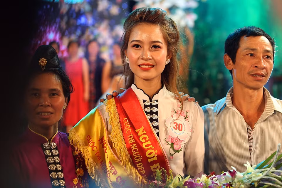  2019年奠边省羊蹄甲花小姐炉氏微（Lo Thi Vui）。越通社记者潘俊英 摄