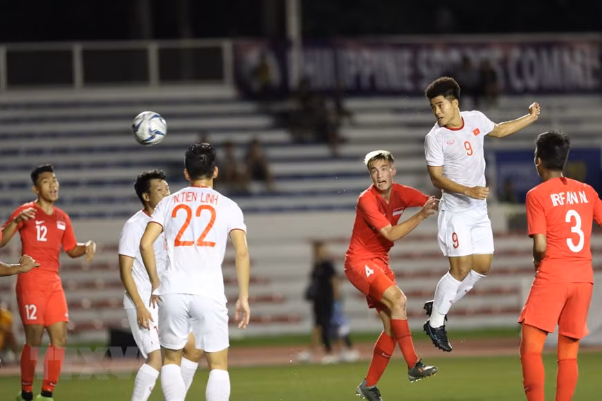 1-0是比赛最后结果。越南队继续在B组排名第一。(越通社 黄玲 社）