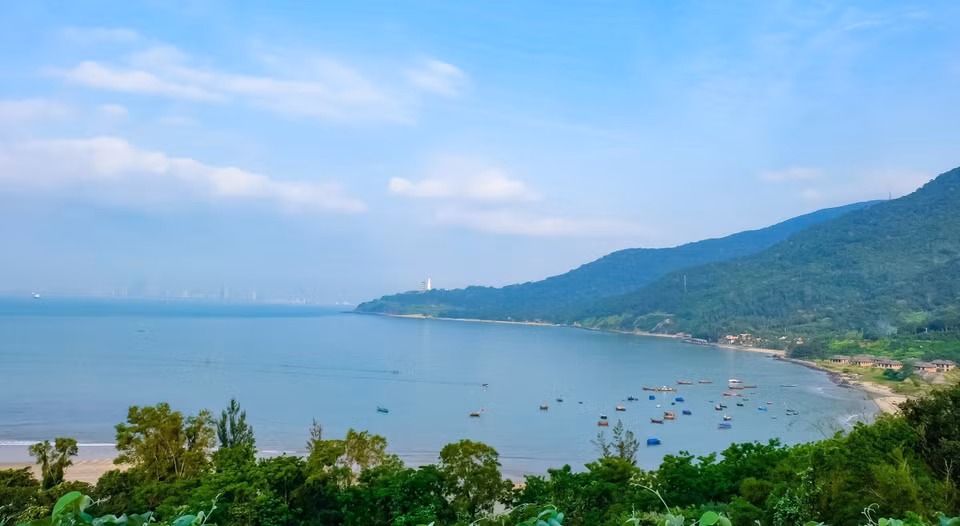 山茶半岛美丽的自然景观。图自越通社