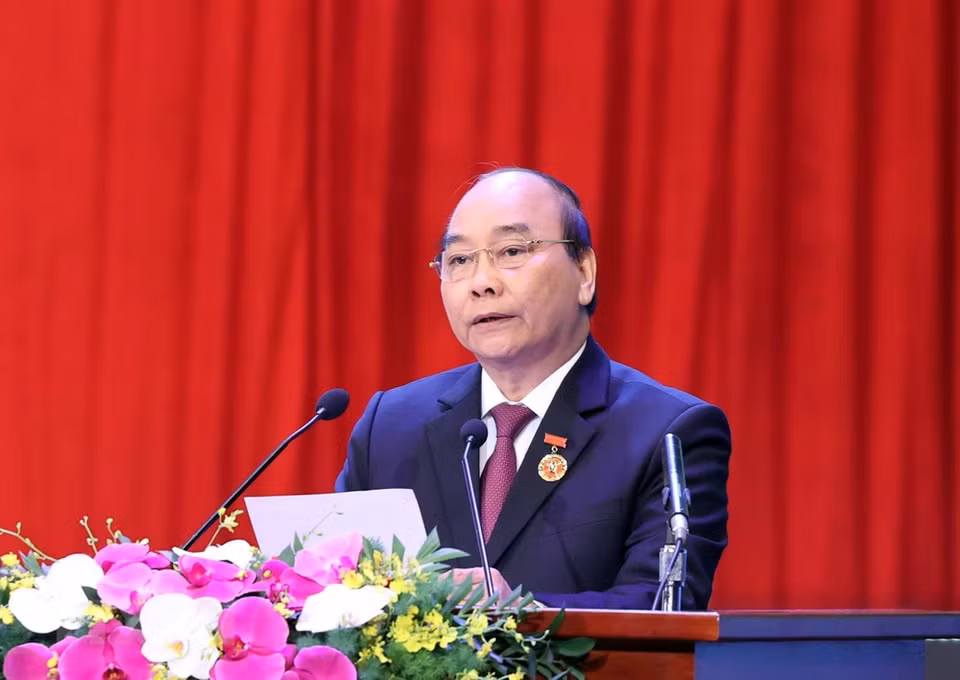 政府总理、中央奖励竞赛理事会主席阮春福在开幕式上致辞。图自越通社