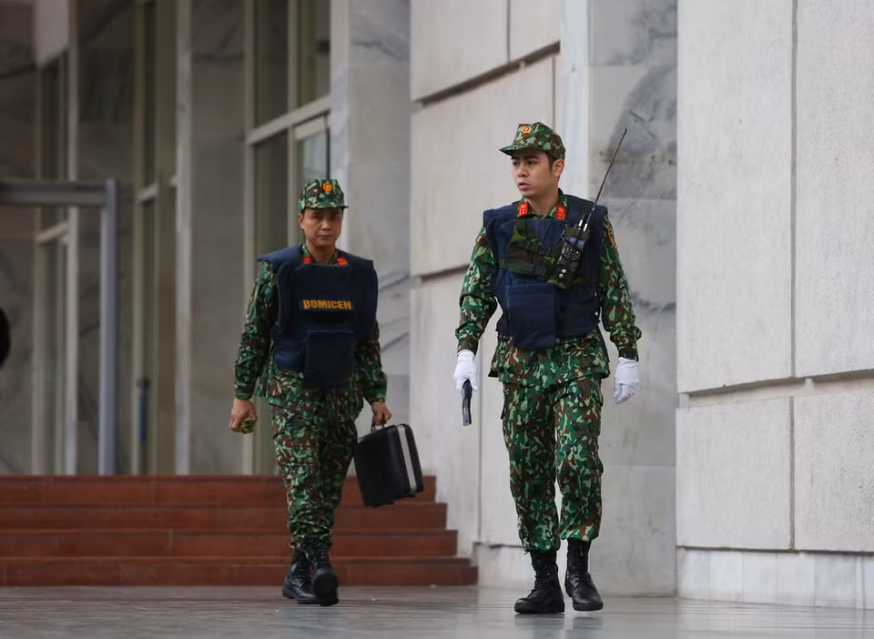 工兵兵种司令部扫雷部队对会议和相关活动举行地点进行检查。图自越通社