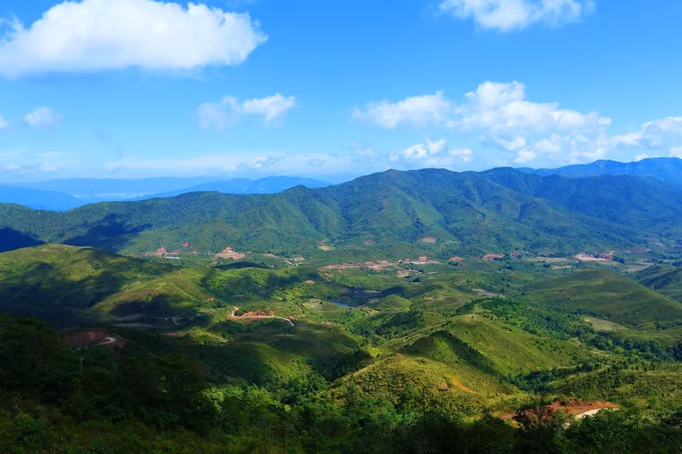 奠边省孟艺县山头（Sín Thầu）乡是哈尼族同胞居住之处。越通社记者 潘俊英 摄