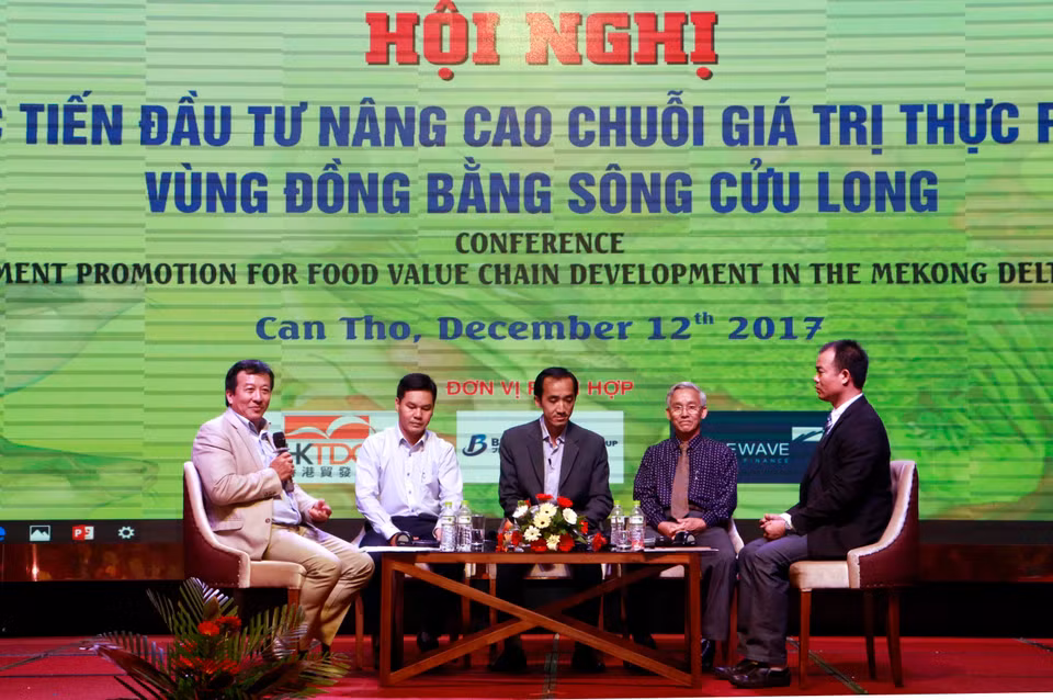 演讲者在会上发表讲话。（越通社记者青廉 摄）