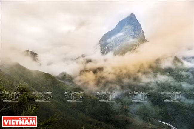 该省沙巴县乌龟湖山口。图自越通社