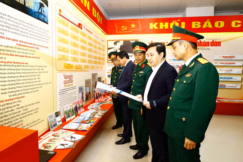 2017年全国报刊展。（图片来源：越通社）