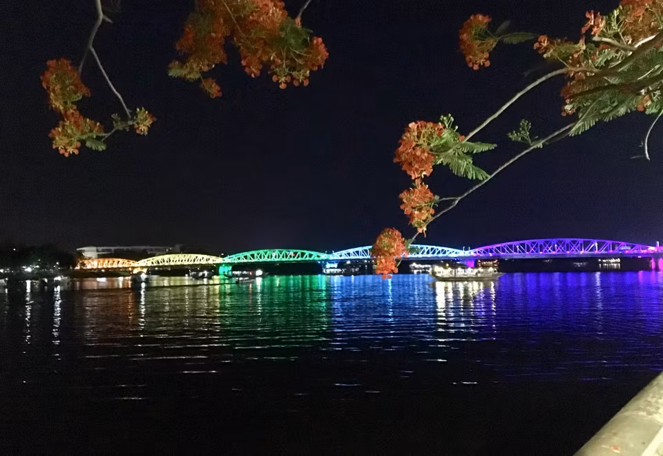 香江夜景 。 越通社记者 国越 摄