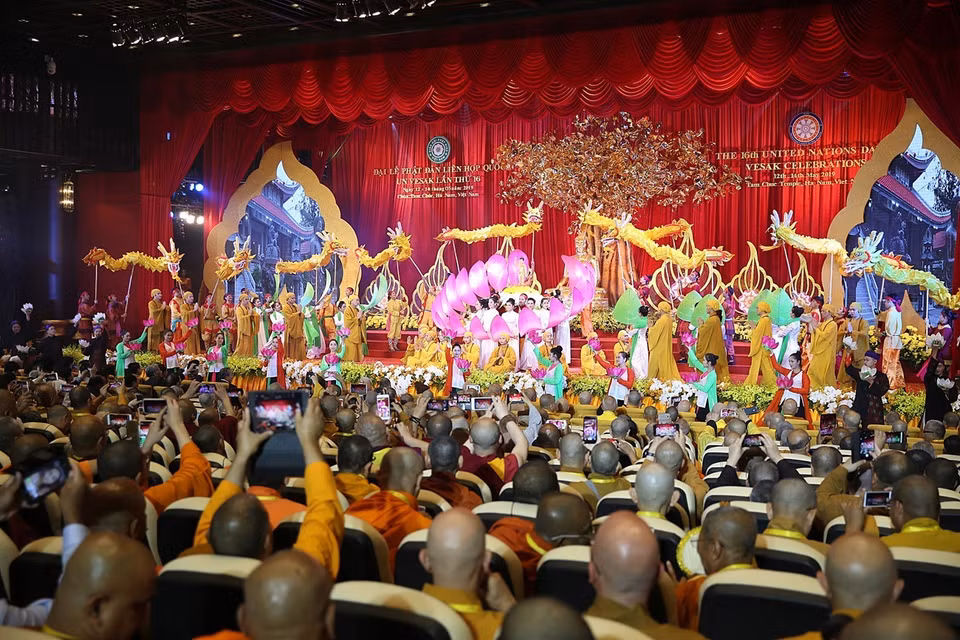 庆祝2019年联合国卫塞节成功召开的艺术表演活动。越通社记者 阳江 摄